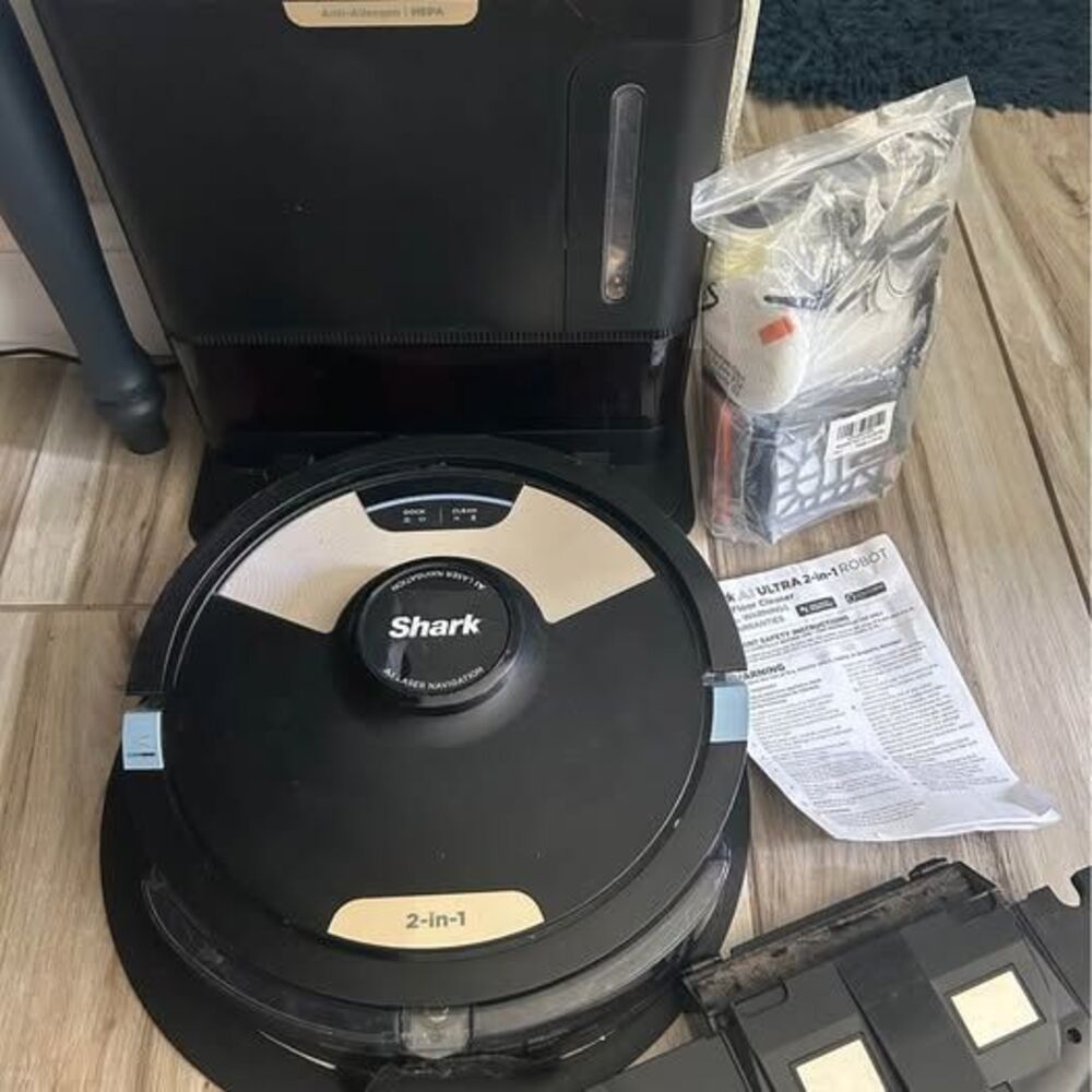 Shark AI Ultra 2-in-1 Self Emptying Vacuum Mop Combo